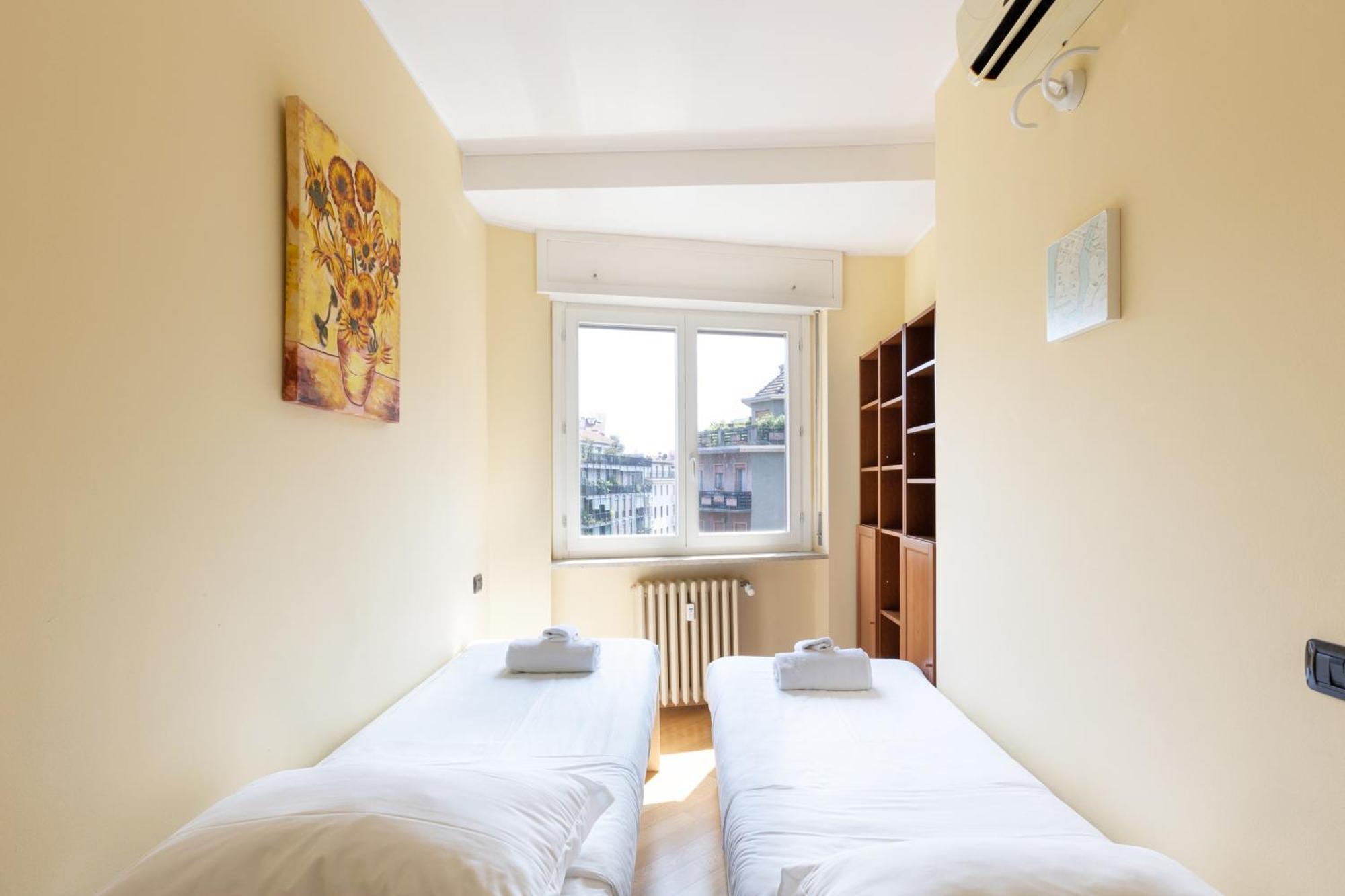 Spacious Two Bedrooms Solari Area - Mirable Pm Apartment Milan