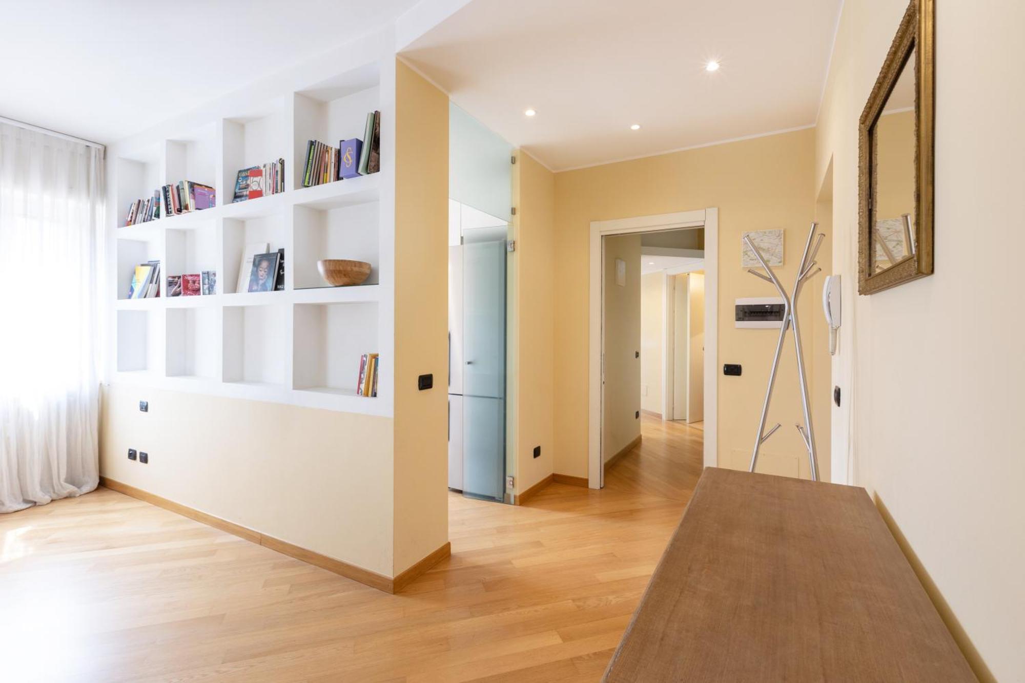 Spacious Two Bedrooms Solari Area - Mirable Pm Apartment Milan